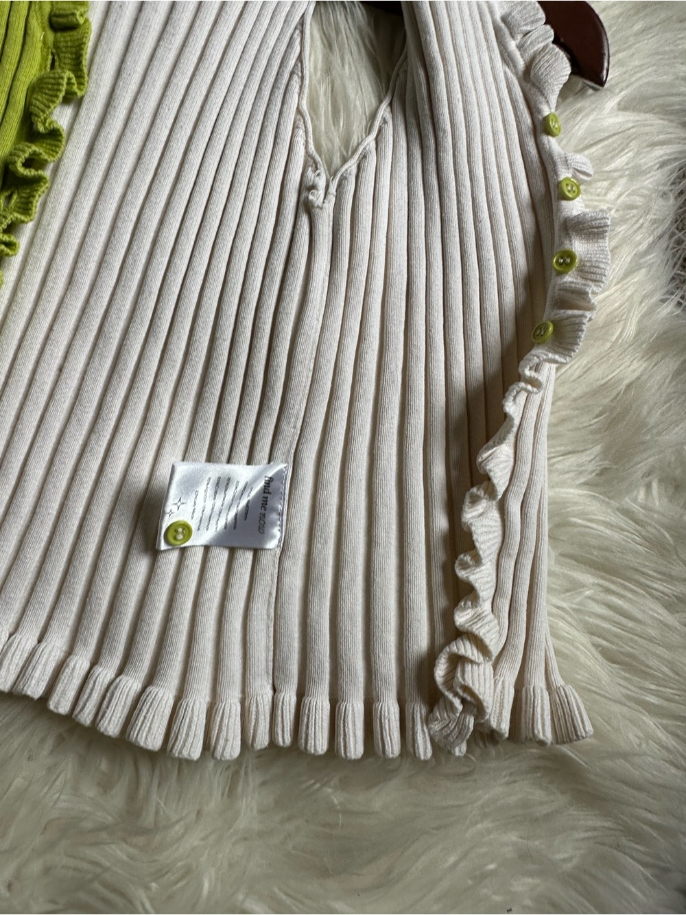 Colorblock Ruffle-Trim Ribbed Crop Top — Lime Green & Cream - Picture 9 of 9
